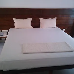 ** Resort Lilypad India